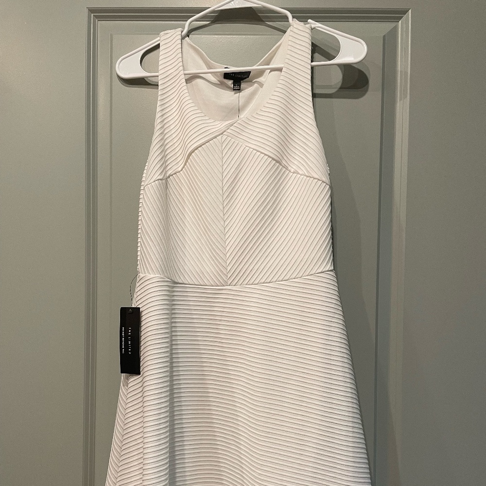White Size 2 The Limited Dress NWT